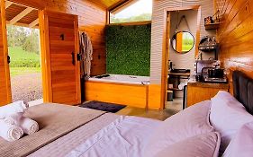 Alma de campo - Cabanas com românticas hidromassagem entre Urubici e Urupema